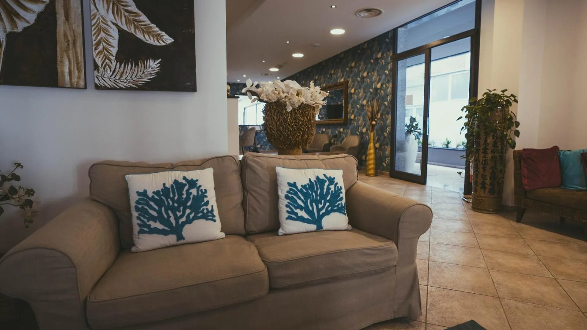 לידו די ג'סולו Hotel El Salvador Frontemare Piscina Riscaldata