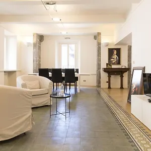 https://marios-apartament-with-ac-and-wifi.it-tuscanyhotel.com