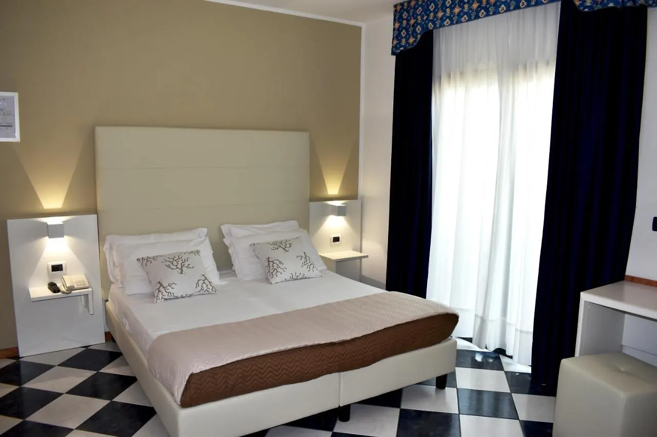 Hotel El Salvador Frontemare Piscina Riscaldata Lido di Jesolo